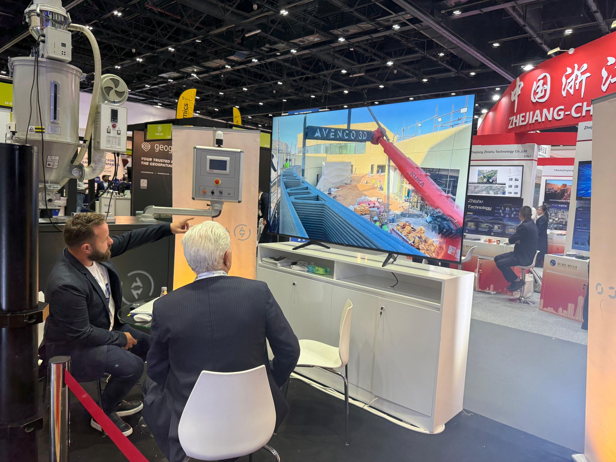 Avenco | Day 2 in Dubai!